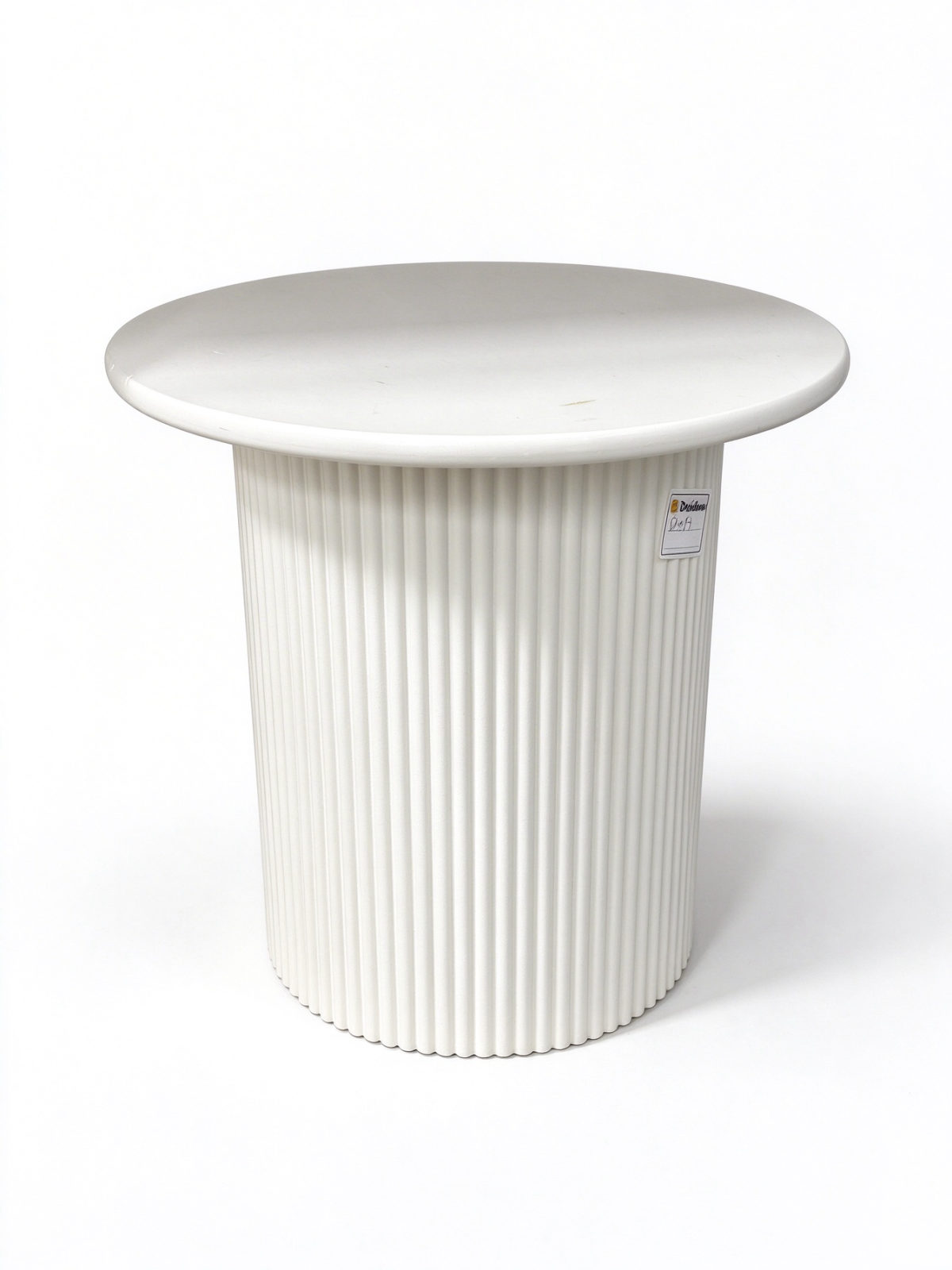 White Terrazzo Hourglass Side Table – Speckled Concrete Accent Table for Indoor and Outdoor Use | dorishome - Dorishome